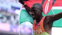 Emmanuel Wanyonyi: "...ni ukubandanya igikorwa ca data, co gufasha mama na barumuna banje.”