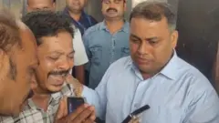 बिलखता परिजन