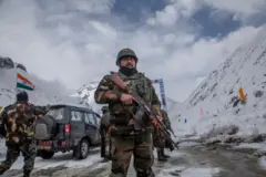 सैनिक