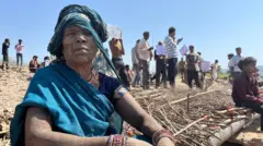 ट्राइबल विमन प्रोटेस्टर