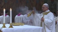 Папа римский Лев XIV служит первую мессу после избрания понтификом