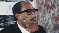 الرئيس المصري الراحل أنور السادات.