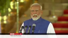 တတိယအကြိမ် တာဝန်ထမ်းဆောင်မယ့် ဝန်ကြီးချုပ် မိုဒီ ဘာတွေကြုံရနိုင်လဲ