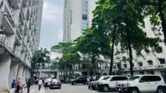 সচিবালয়ের এই ভবনে জনপ্রশাসন মন্ত্রণালয়