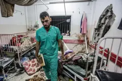 ممرض في مستشفى الناصر في غزة