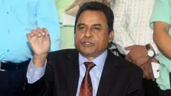 অর্থমন্ত্রী আ হ ম মুস্তফা কামাল