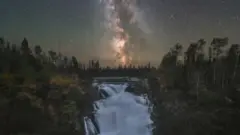 झरना र आकाशगङ्गा