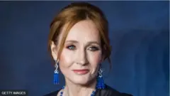 Joanne Kathleen Rowling 