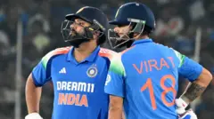 नौ फ़रवरी को इंग्लैंड के ख़िलाफ़ कटक में खेले गए वनडे मैच के दौरान रोहित शर्मा और विराट कोहली