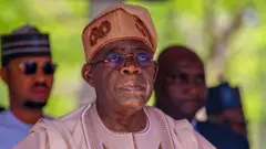 Tinubu ń wo ọ̀ọ́kán