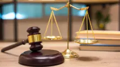 इंसाफ़ की एक सांकेतिक तस्वीर