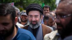 イラン最高指導者にモジタバ師、専門家会議が選出　父ハメネイ師の後継者に　