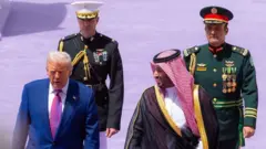 سعودی عرب میں ٹرمپ 