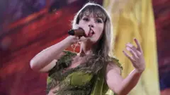 Тейлор Свіфт