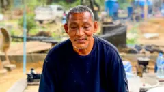 "สิ้นปีที่ไม่มีบ้าน ก็ไม่แย่เท่าอีกนานเท่าไหร่กว่าจะได้เริ่มสร้างใหม่" อิสมาแอ เปาะเกะ จ.นราธิวาส