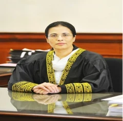 Aisha A Malik