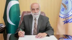  گوادر یونیورسٹی کے وائس چانسلر پروفیسر ڈاکٹر عبدالرزاق صابر