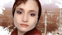 قالت عائشة لأصدقائها إنها نشأت في عائلة متزمة دينيا 