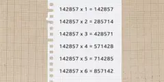 Imagem de um papel com número 142857 sendo multiplicado por números de 1 a 6