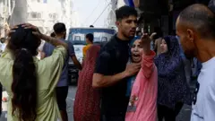 mulher palestina chorando