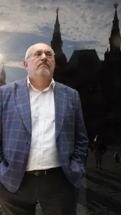 Борис Надеждин на фоне Кремля