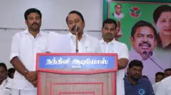 அதிமுக தலைமைக்கு கடந்த செப்டெம்பர் 5ஆம் தேதியன்று கெடு விதித்தார் செங்கோட்டையன்.