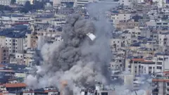 Ado oloro laarin ilu Tehran