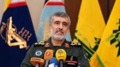 «نفوذ» و «واتس‌اپ»؛ پسر حاجی‌زاده: پدرم وسایل الکترونیک را در خانه جمع می‌کرد