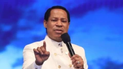 Aworan Pasitọ Chris Oyakhilome