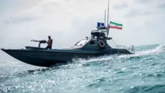ኢራን ኣብ ዝሓለፈ ዓመት ኣመሪካ ንመርከብ ስዊዝ ራጃን ምሓዛ ምላሽ ከም እትህብ ኣጠንቂቓ ነይራ