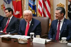 Trump en la Casa Blanca junto a Marco Rubio y Pete Hegseth
