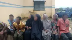 Awọn akẹkọọ ti wọn doola