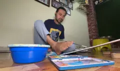 મનોજે અંદાજે 2200 ચિત્રો બનાવી ગોલ્ડ મેડલ, બ્રોન્ઝ મેડલ, રાષ્ટ્રીય બાલશ્રી ઍવૉર્ડ સહિતના 16 જેટલા ઍવૉર્ડ પણ પ્રાપ્ત કર્યા છે