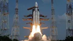 પ્રતીકાત્મક તસવીર