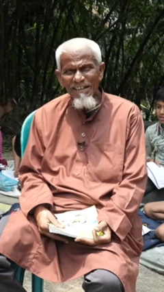 बांग्लादेश में एक टका लेकर पढ़ात हैं रहमान