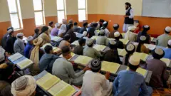 مدرسه دینی در قندهار