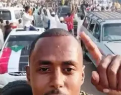 ህዝቢ ብምሓዝ ከተማ ባራ ሓጐሱ ናብ ጐደና ወጺኡ እናገለጸ