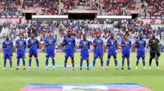 Haiti se alinha para enfrentar o Perú em um aquecimento da Copa do Mundo em Miami