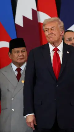 Mendekat ke AS, apa gunanya untuk Indonesia?