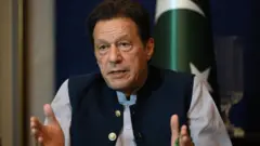 عمران خان 