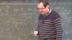 نیکولای دوروف در حال تدریس مدل‌های ریاضی