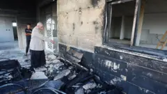 Jaarsa masjiida gubate agarsiisu