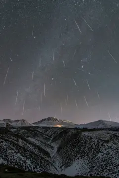 بارش شهابی جوزایی بر فراز کوه سبلان