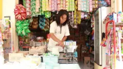 toko kelontong, umkm, retail, gerai retail