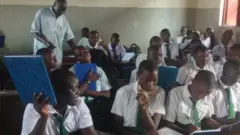 Àwọn akẹ́kọ̀ọ́ ní yàrá ìkẹ́kọ̀ọ́