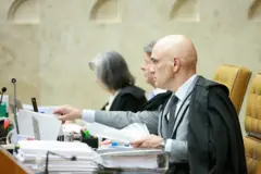 Moraes durante sessão no STF