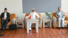 बैठकमा ओली