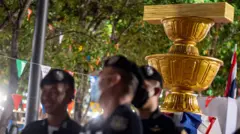 การแก้ไขรัฐธรรมนูญจะเกิดขึ้นได้ ก็ต่อเมื่อรัฐสภาผ่านร่างแก้ไข 256 เพื่อนำไปสู่การตั้ง สสร. มายกร่างรัฐธรรมนูญฉบับใหม่