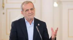 İran azırbaycanlısı olan Prezident Məsud Pezeşkian Bakıda rəsmi səfərdədir