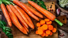 هویچ درسته و هویچ خردشده